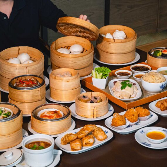 Ruenton Restaurant at Montien Hotel Surawong Bangkok