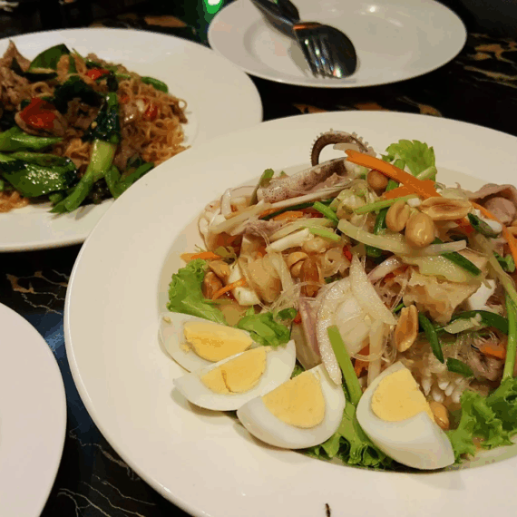 Spazso Bar & Restaurant