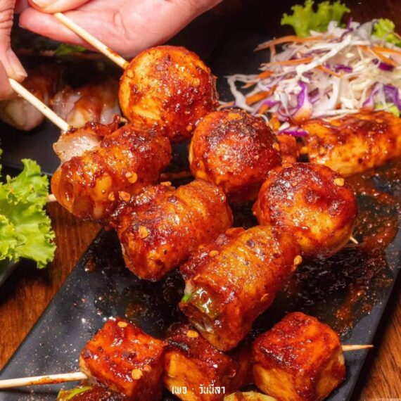 Rock Lek Lek Club & Restaurant 90s