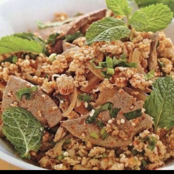 LA JimJum Lat Phrao 101 Yeak 38