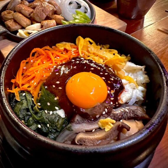 Seoul by Soul Theparak - Saphan Mai