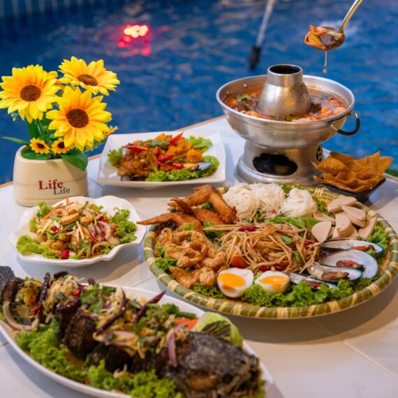 Bua Thong Farm Restaurant