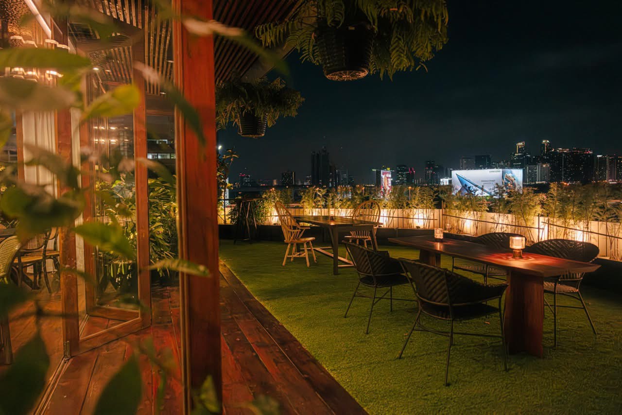 Metro Rooftop