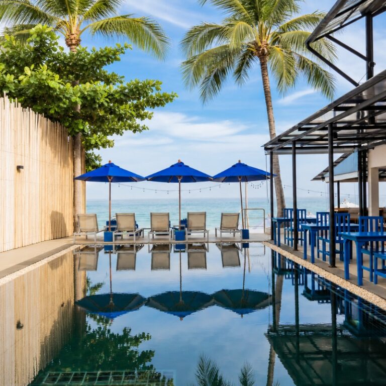 78th Thai Teaw Thai - Malibu Beach Resort Samui