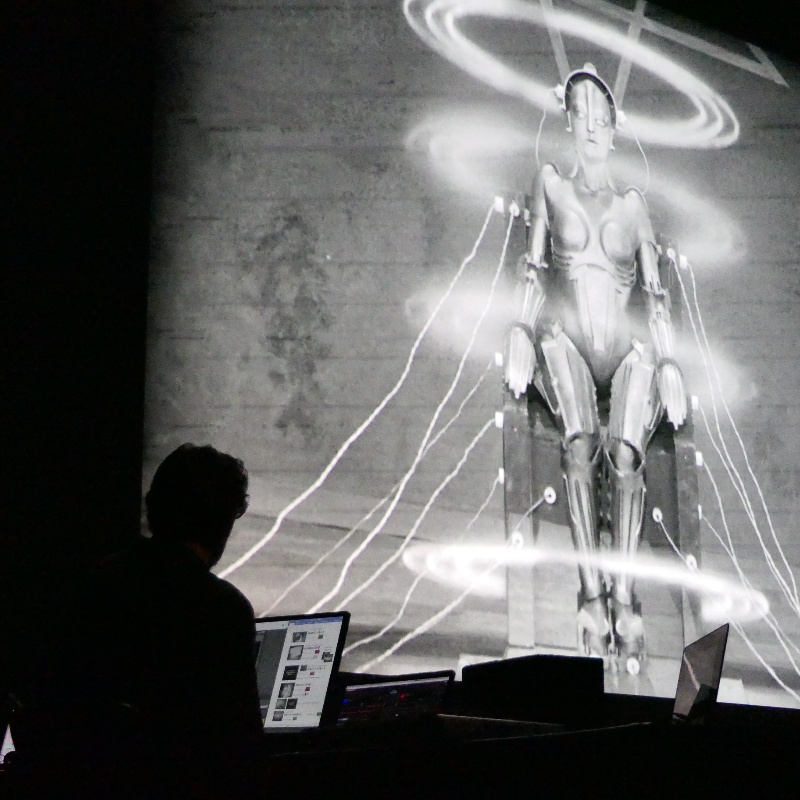 Metropolis : cin’électro concert