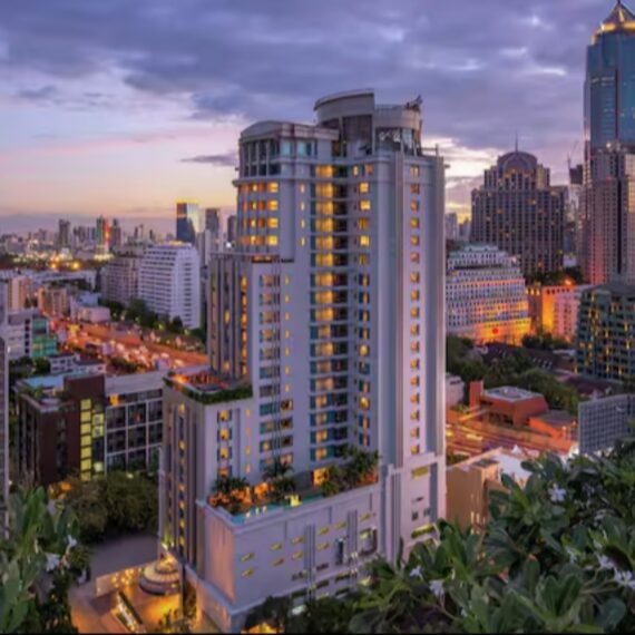 79thThai Tiew Thai | DoubleTree by Hilton Bangkok Ploenchit