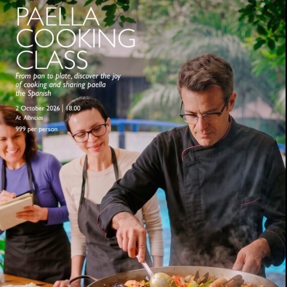 Paella cooking class